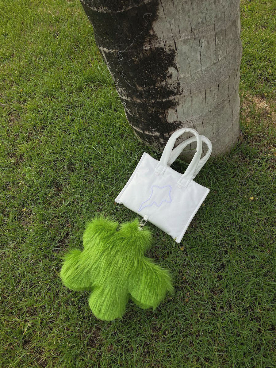 “Teeny Weeny“ Mini Tote Bag